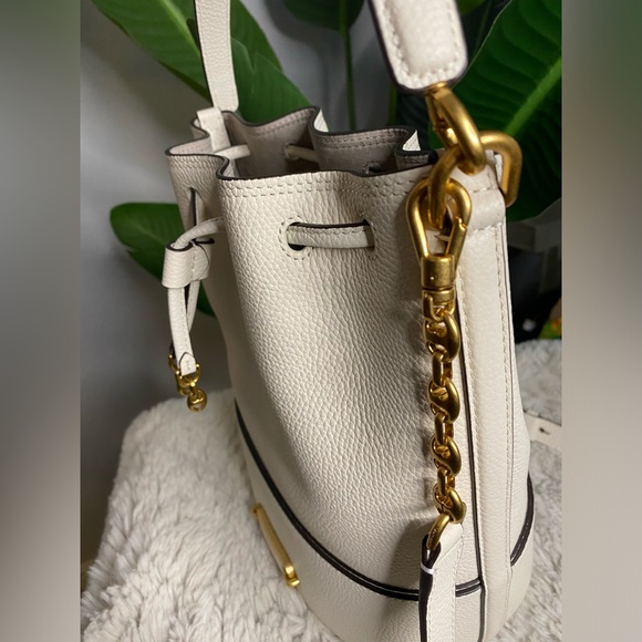 Kate Spade Bucket Purse - Picture 4 of 12